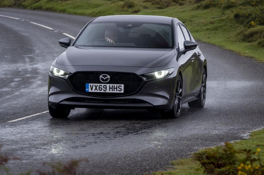  Mazda3 Skyactiv-X AWD Hatchback (BP) 2019 года  (UK) (фото 5 из 42)